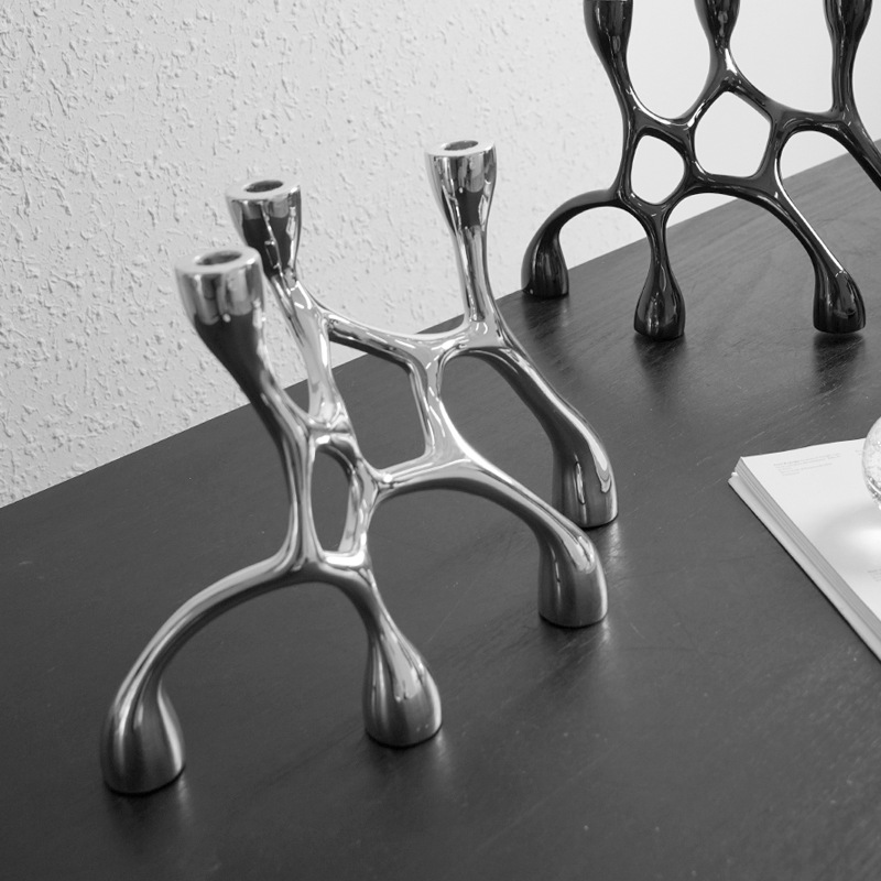 Серебряные необычные художеств – обзор и цена Resin Art Stand